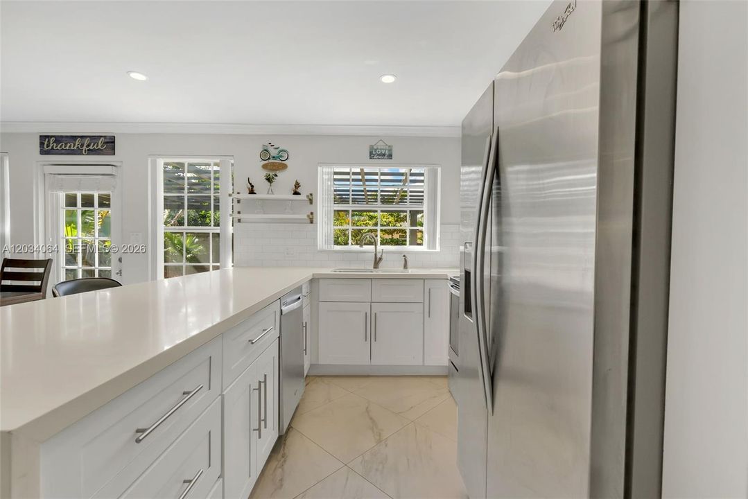 For Sale: $530,000 (3 beds, 2 baths, 1106 Square Feet)