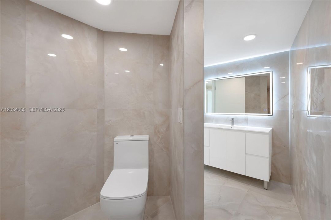 For Sale: $615,000 (2 beds, 2 baths, 1517 Square Feet)