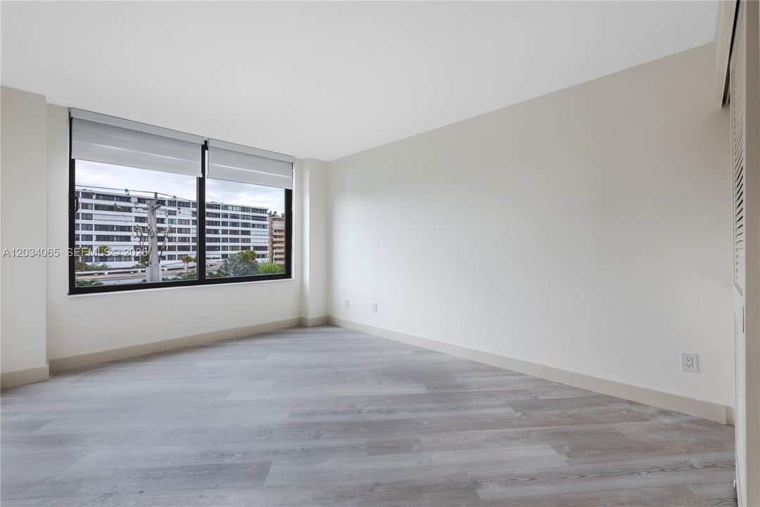 For Sale: $615,000 (2 beds, 2 baths, 1517 Square Feet)