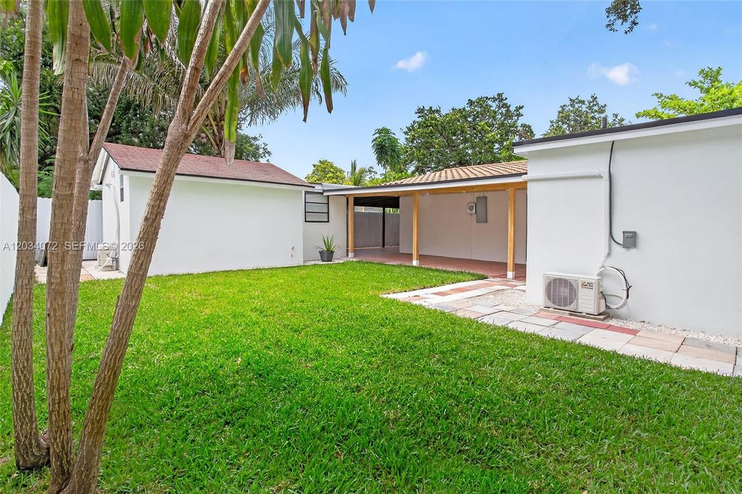 En Venta: $625,000 (6 camas, 5 baños, 925 Pies cuadrados)