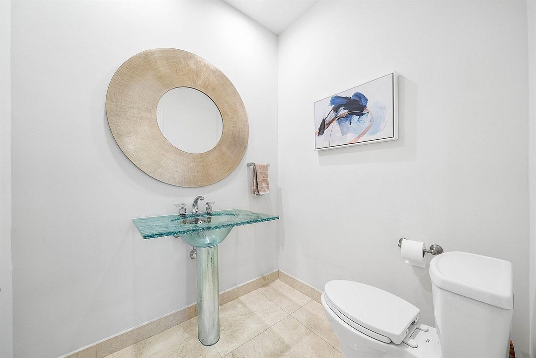 powder room