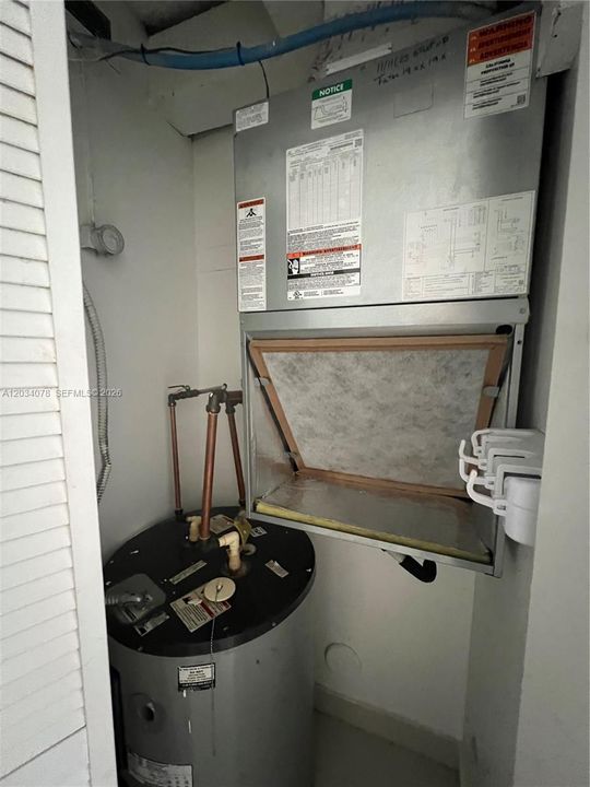 For Rent: $1,750 (1 beds, 1 baths, 650 Square Feet)