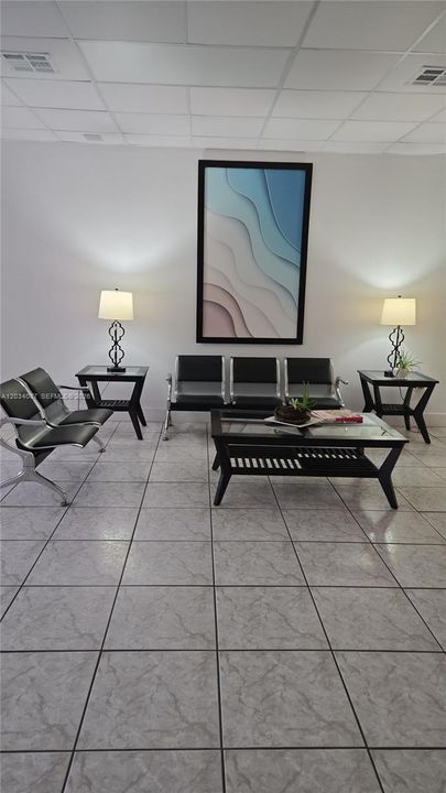 For Rent: $4,000 (2 beds, 2 baths, 1111 Square Feet)