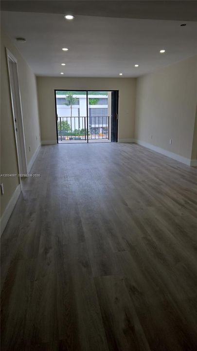 For Rent: $4,000 (2 beds, 2 baths, 1111 Square Feet)