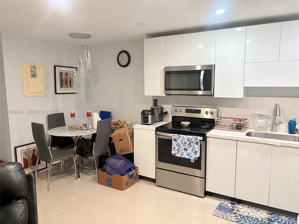 En Venta: $230,000 (1 camas, 1 baños, 672 Pies cuadrados)