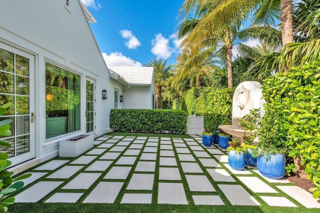 608 Island Drive - B5P9ZG(47)