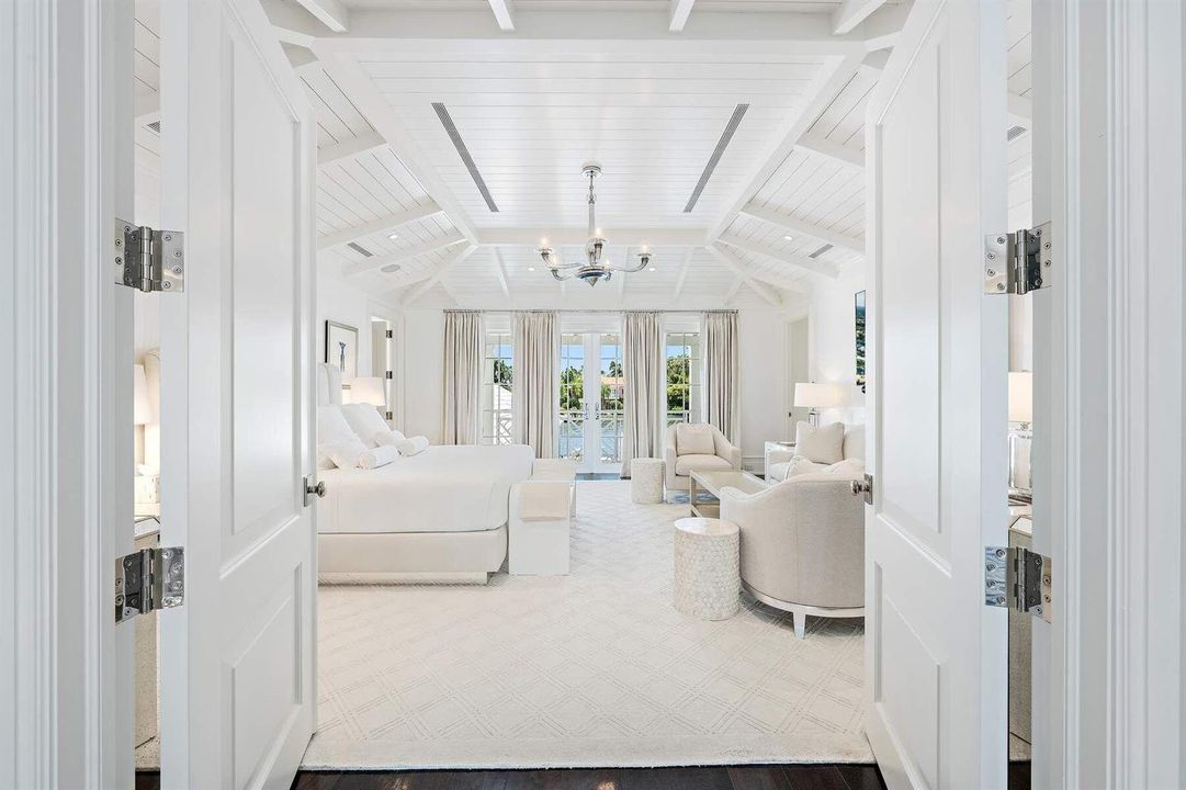 608 Island Drive - B5P9ZG(36)