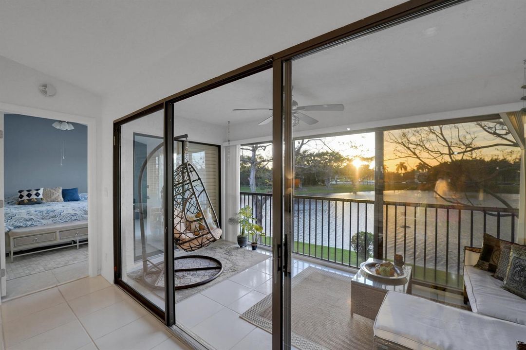 Tranquil Screened & Enclosed Balcony