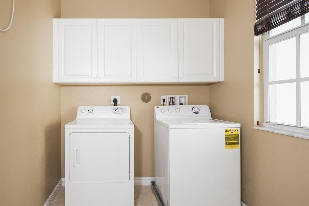 Laundry Room - 2nd level