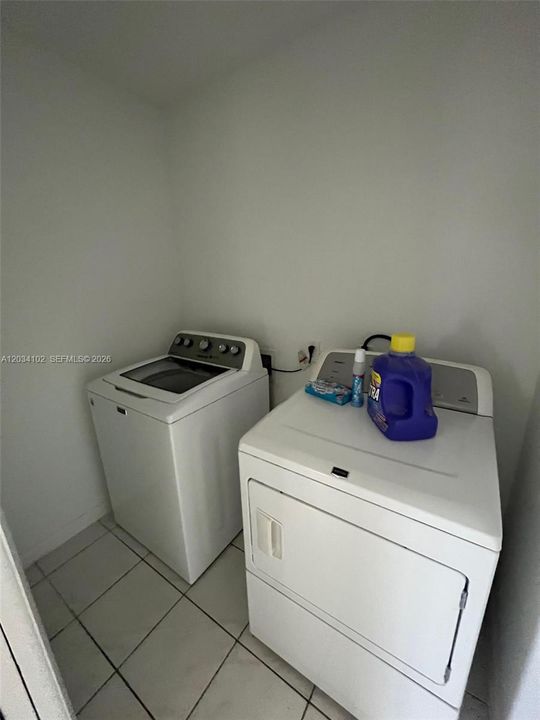 For Rent: $1,899 (3 beds, 2 baths, 0 Square Feet)
