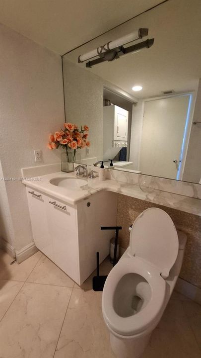 En Renta: $2,490 (1 camas, 2 baños, 1065 Pies cuadrados)