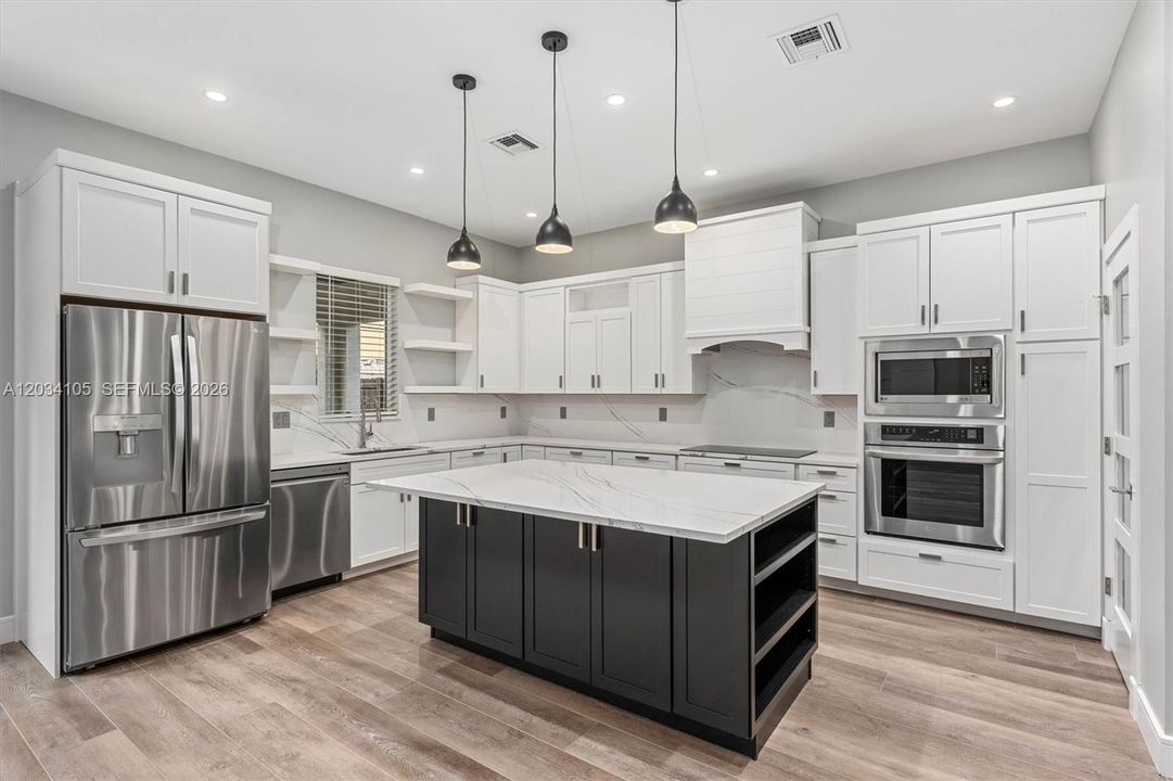 For Sale: $2,500,000 (0 beds, 0 baths, 5754 Square Feet)