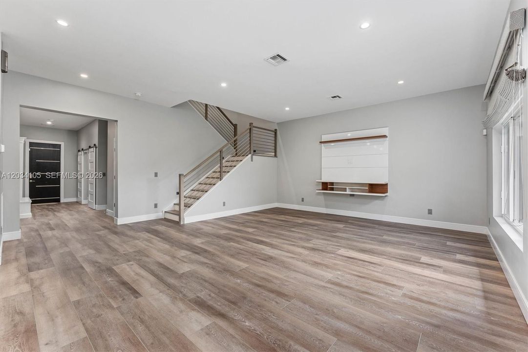 For Sale: $2,500,000 (0 beds, 0 baths, 5754 Square Feet)