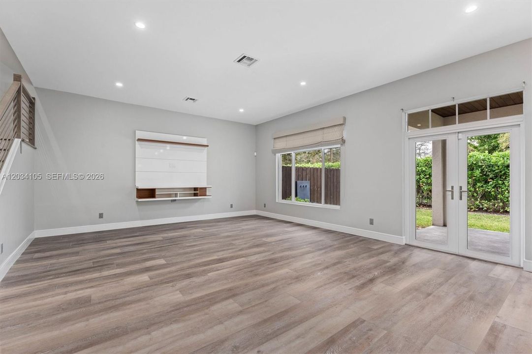 For Sale: $2,500,000 (0 beds, 0 baths, 5754 Square Feet)