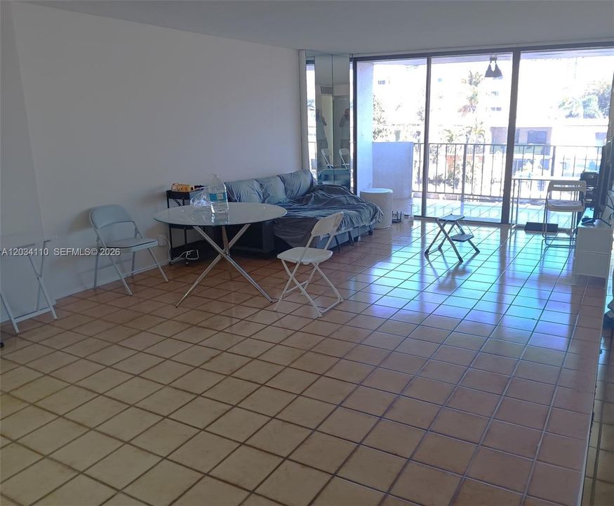 В аренду: $2,200 (2 спален, 2 ванн, 1110 Квадратных фут)