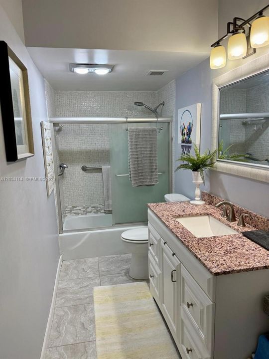 For Sale: $365,000 (2 beds, 2 baths, 1171 Square Feet)