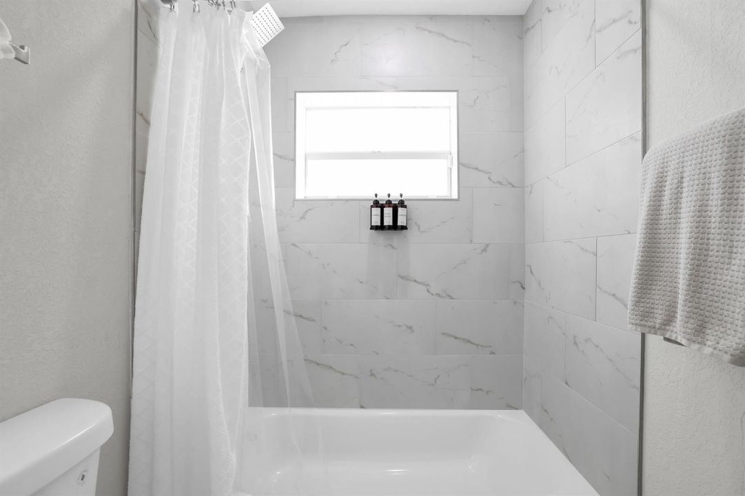 Bathroom 1 - 2