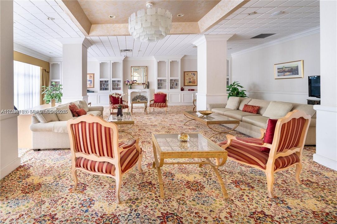 For Rent: $2,900 (1 beds, 2 baths, 1202 Square Feet)