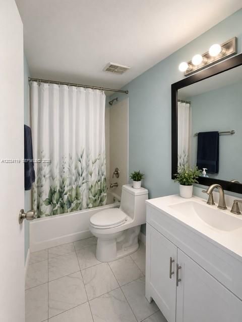For Sale: $224,900 (2 beds, 2 baths, 1000 Square Feet)