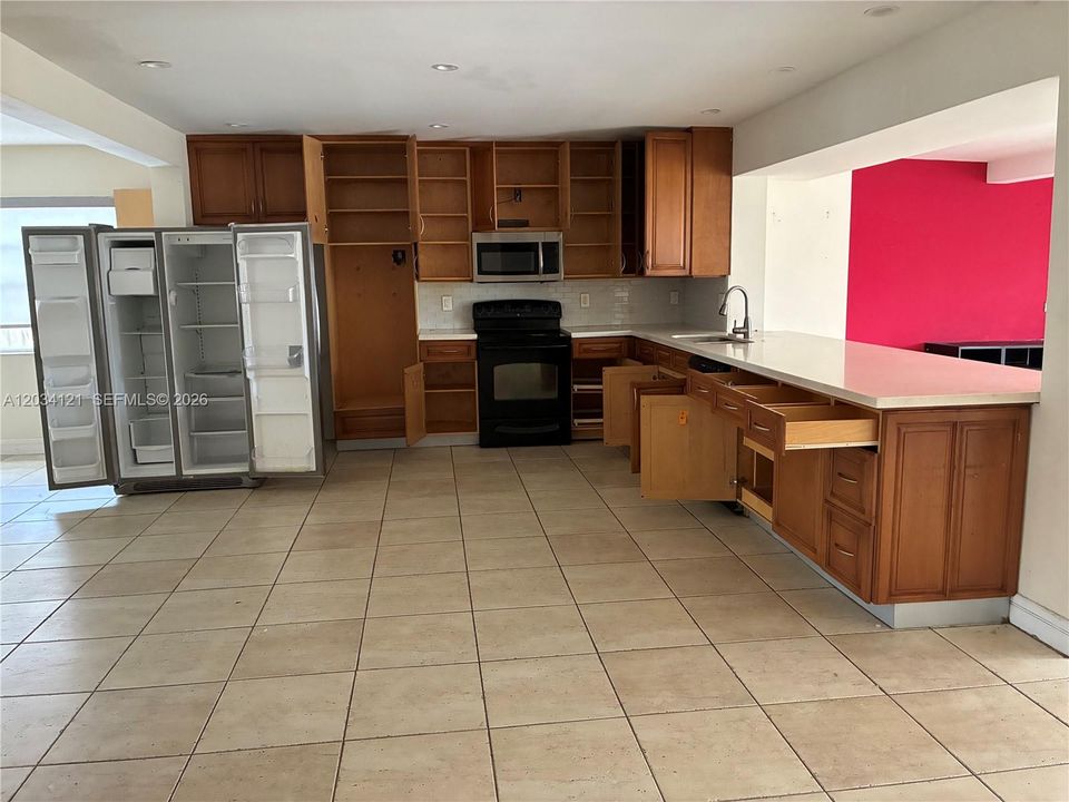 For Sale: $1,719,900 (5 beds, 3 baths, 3815 Square Feet)