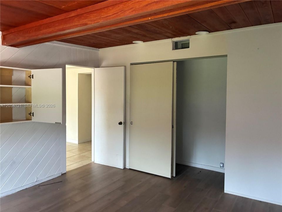 For Sale: $1,719,900 (5 beds, 3 baths, 3815 Square Feet)