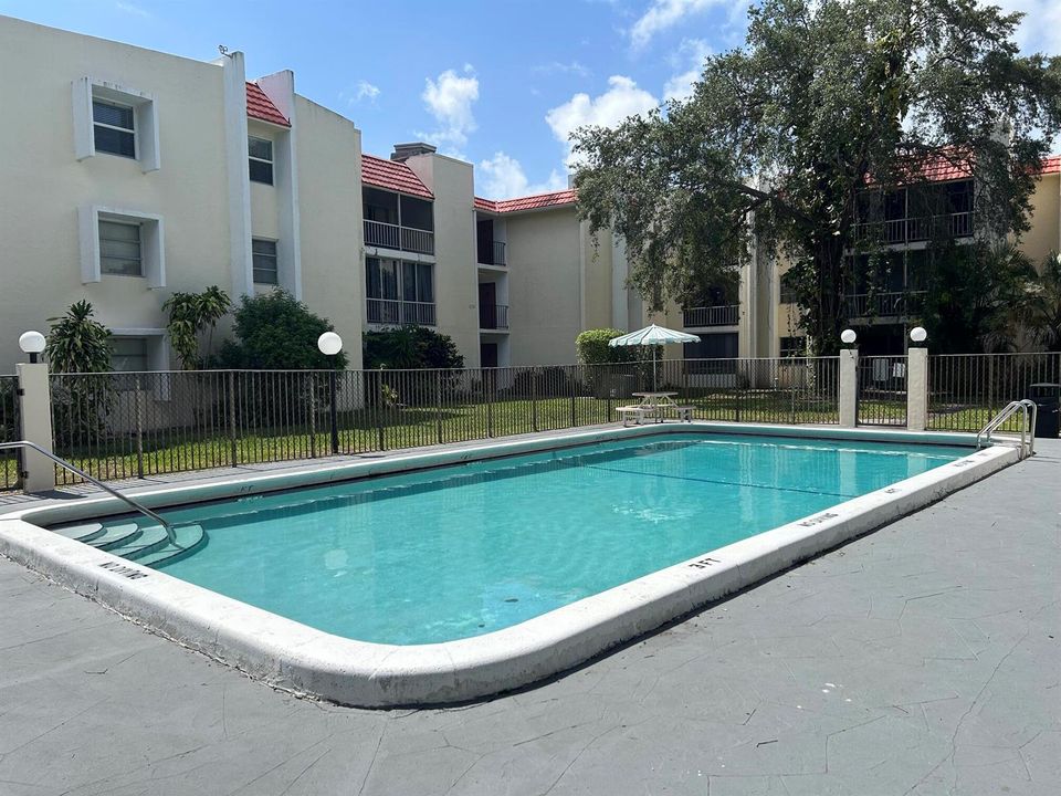 Satellite Pool