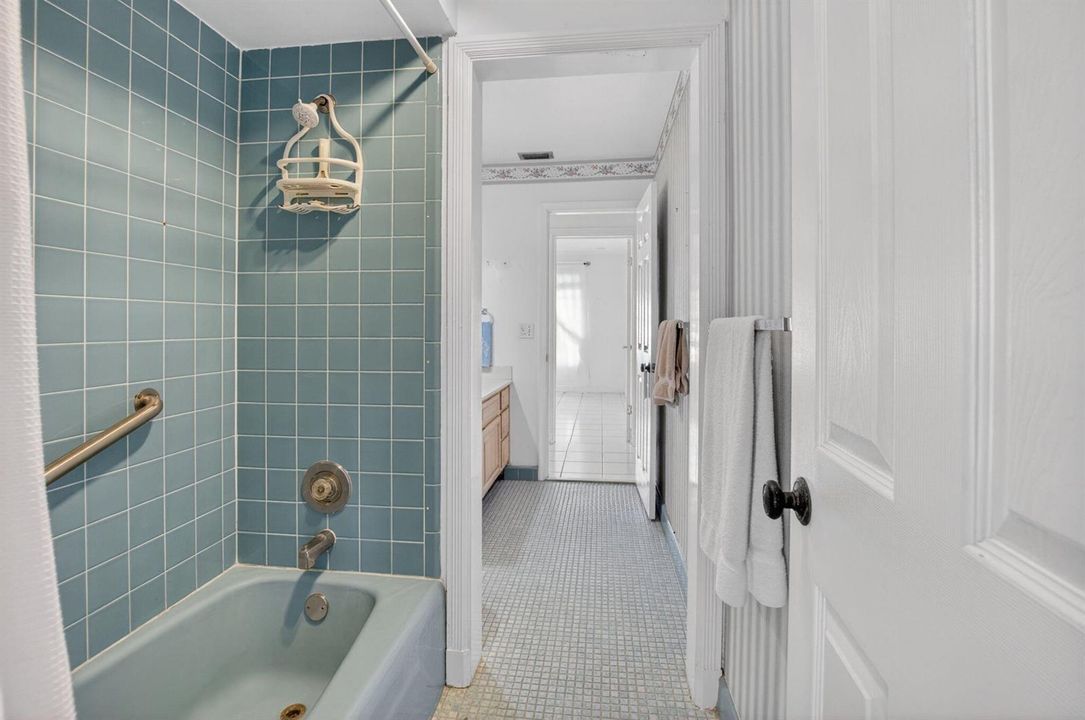 GUEST BATH