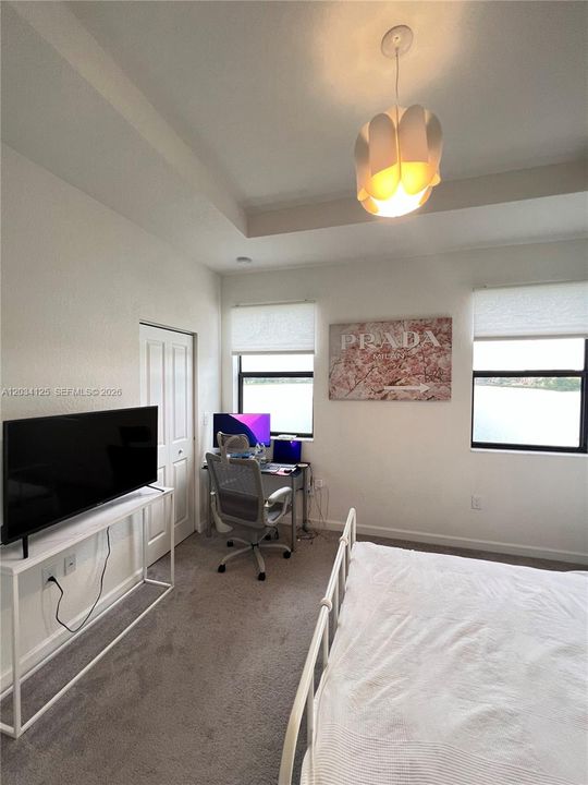 For Rent: $3,630 (3 beds, 2 baths, 1378 Square Feet)