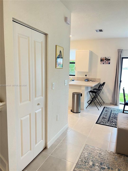 For Rent: $3,630 (3 beds, 2 baths, 1378 Square Feet)