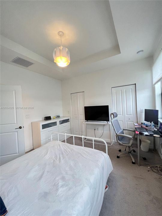 For Rent: $3,630 (3 beds, 2 baths, 1378 Square Feet)