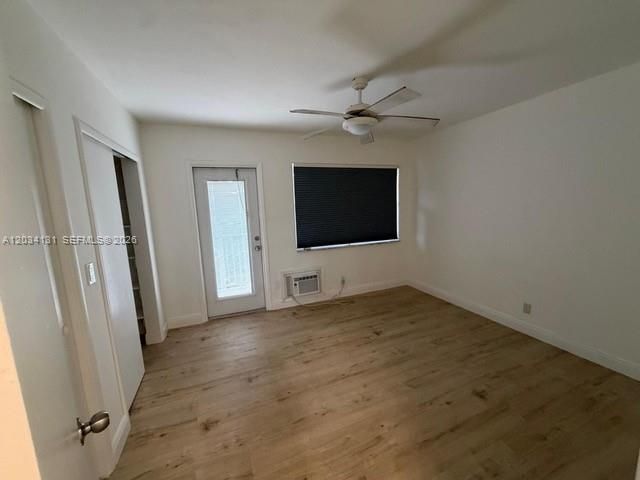 В аренду: $1,750 (1 спален, 1 ванн, 600 Квадратных фут)