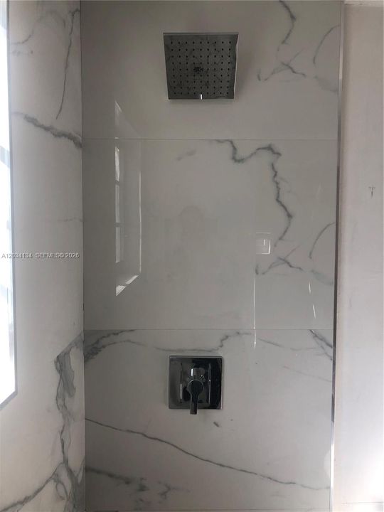 В аренду: $2,300 (1 спален, 1 ванн, 659 Квадратных фут)