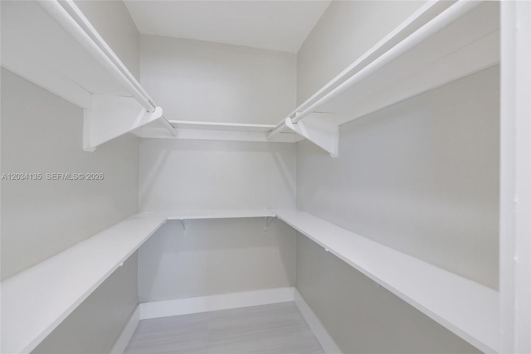 For Rent: $4,800 (3 beds, 3 baths, 1744 Square Feet)