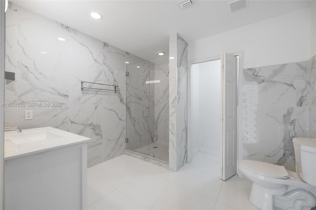 For Rent: $4,800 (3 beds, 3 baths, 1744 Square Feet)