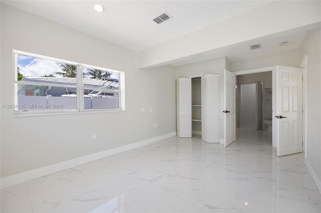 For Rent: $4,800 (3 beds, 3 baths, 1744 Square Feet)