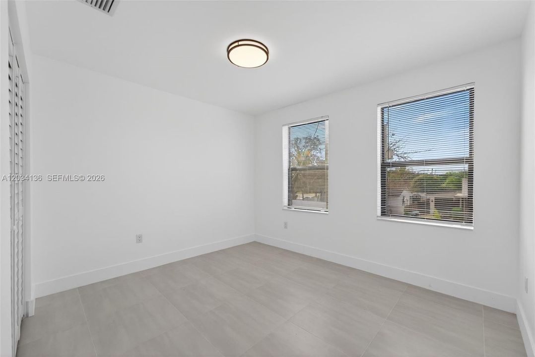 For Sale: $795,000 (0 beds, 0 baths, 1184 Square Feet)