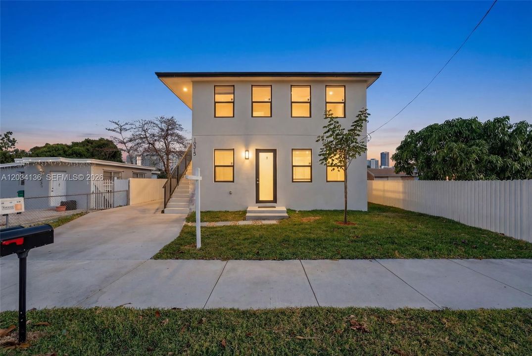 For Sale: $795,000 (0 beds, 0 baths, 1184 Square Feet)