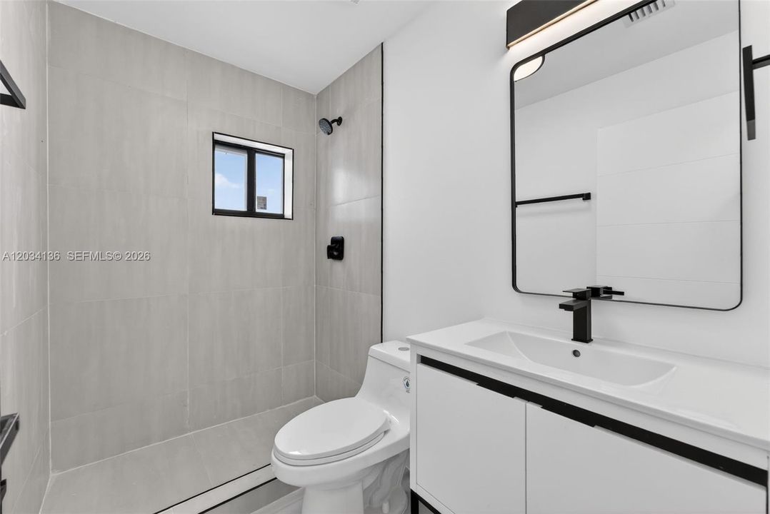 For Sale: $795,000 (0 beds, 0 baths, 1184 Square Feet)