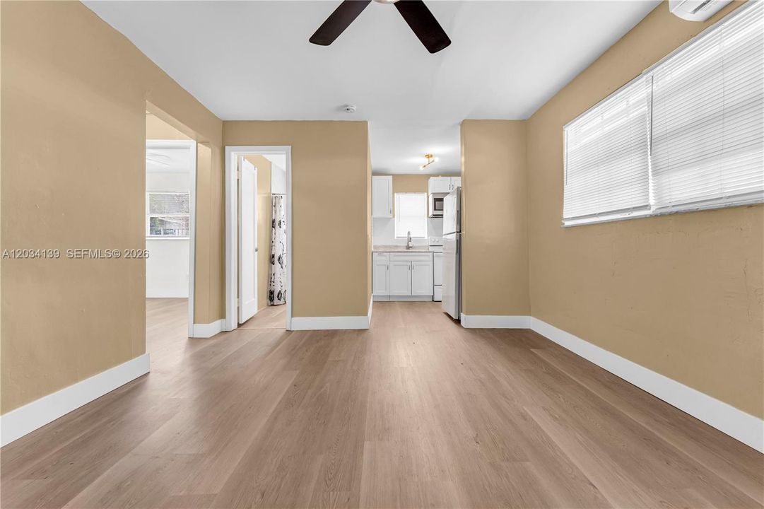 For Rent: $2,800 (3 beds, 2 baths, 1440 Square Feet)