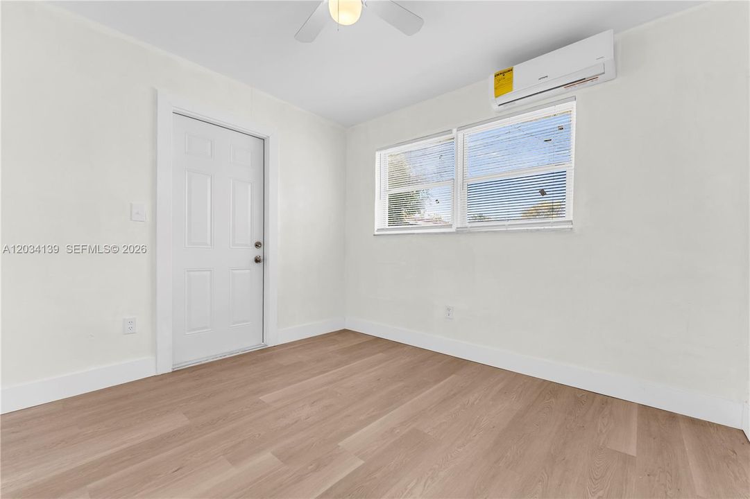 For Rent: $2,800 (3 beds, 2 baths, 1440 Square Feet)