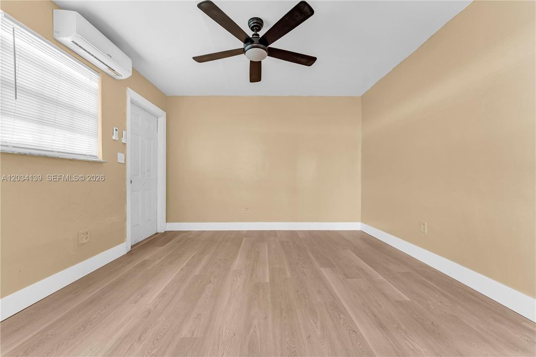 For Rent: $2,800 (3 beds, 2 baths, 1440 Square Feet)