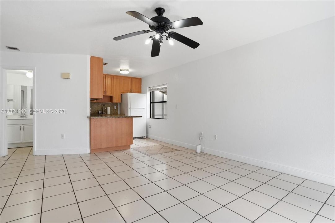 For Sale: $380,000 (3 beds, 2 baths, 1200 Square Feet)