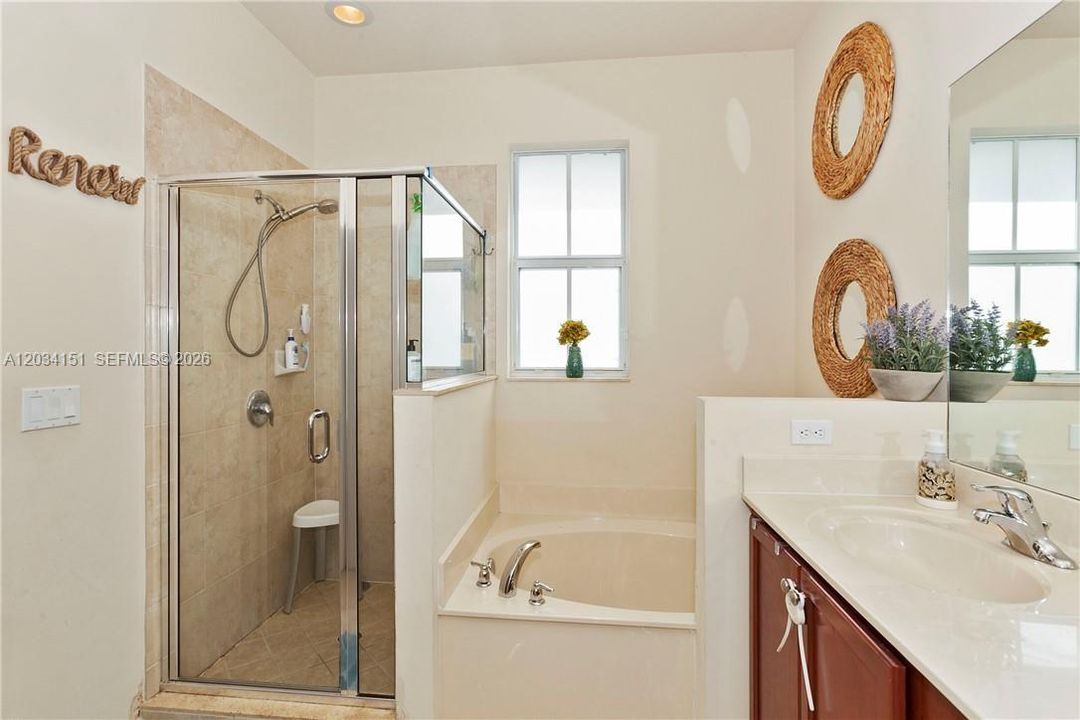 Active With Contract: $3,800 (4 beds, 3 baths, 2132 Square Feet)