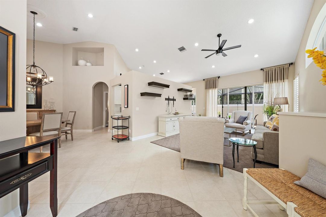 8164 Sandpiper Way