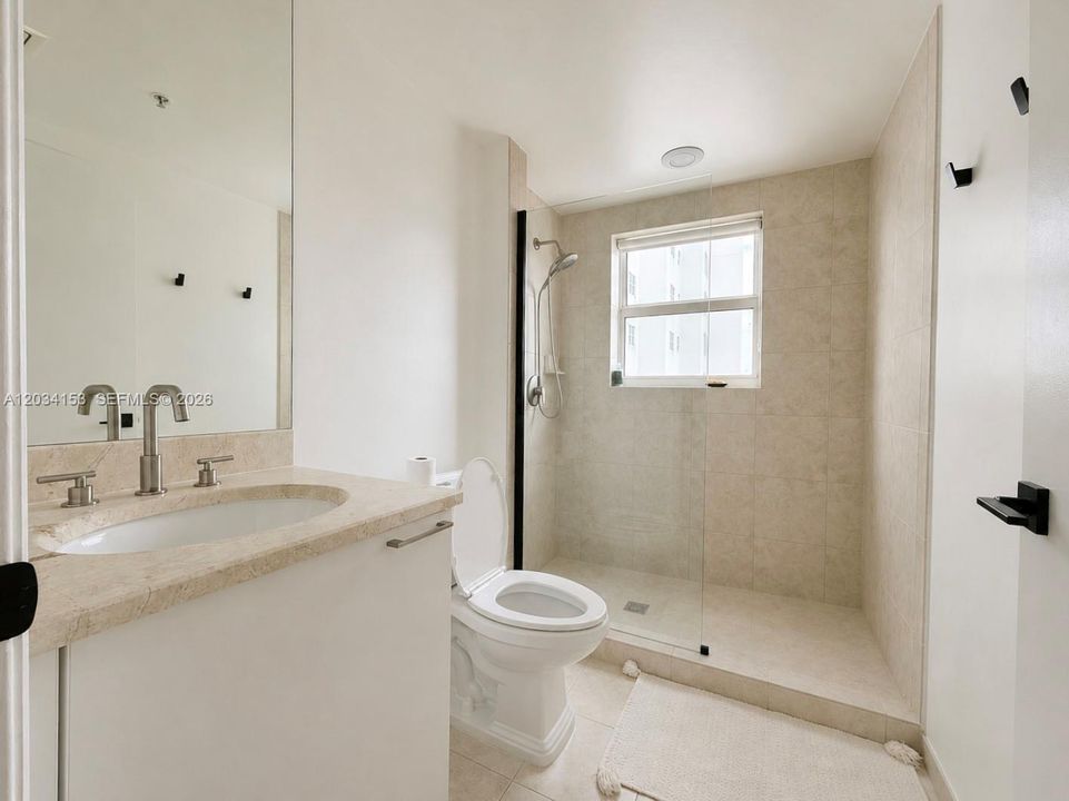 For Rent: $4,200 (3 beds, 3 baths, 1822 Square Feet)