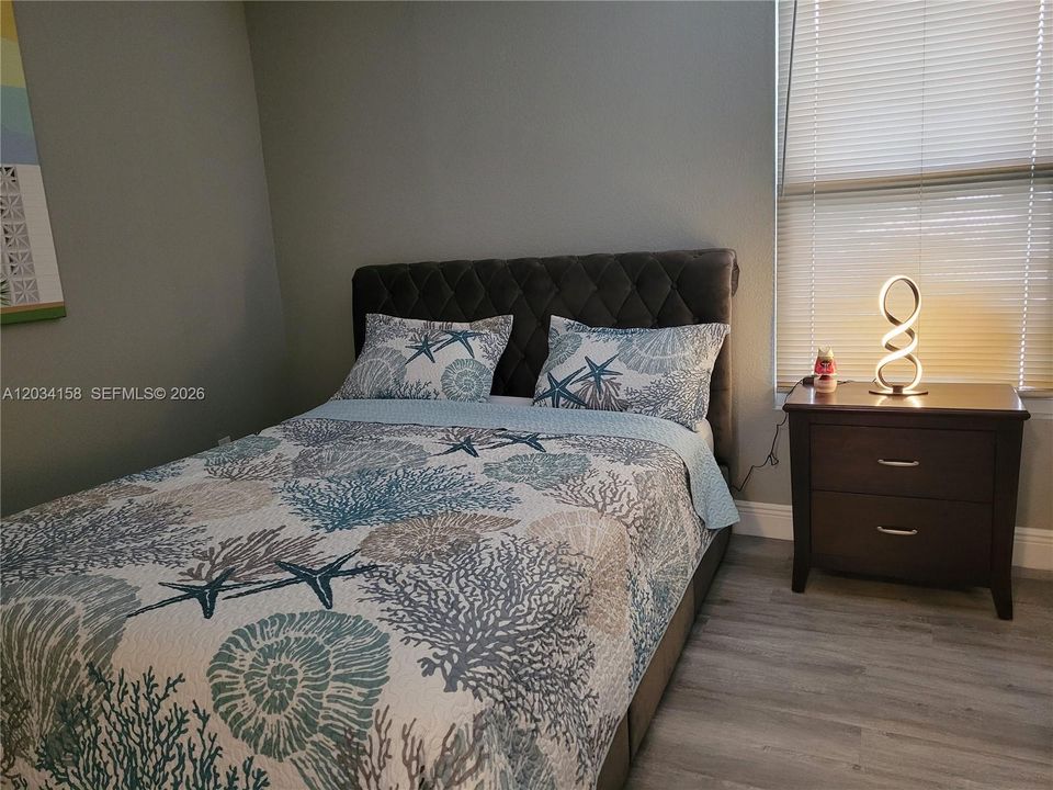 For Rent: $3,500 (3 beds, 2 baths, 1159 Square Feet)