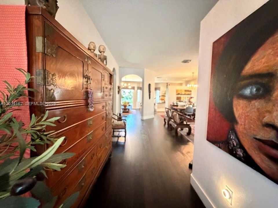 En Renta: $5,500 (4 camas, 2 baños, 2138 Pies cuadrados)