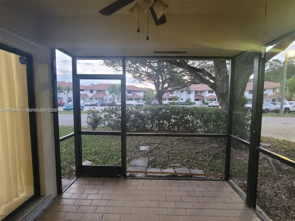 For Rent: $3,000 (3 beds, 2 baths, 1253 Square Feet)