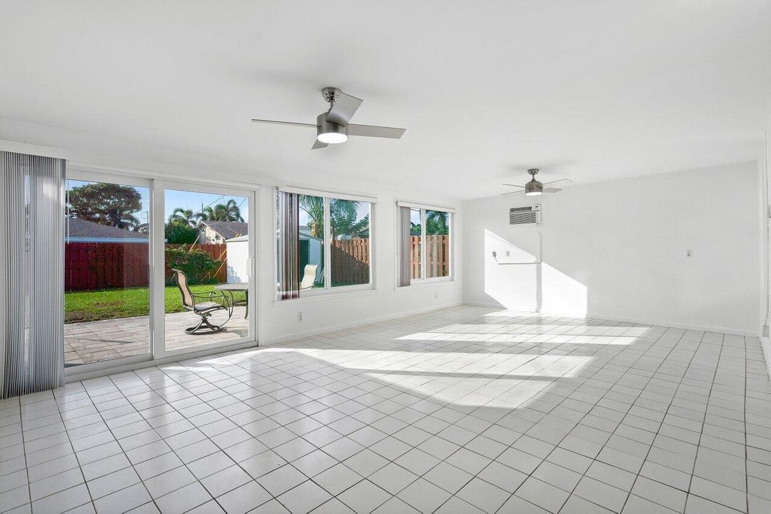 019-617Southeast8thAvenue-DeerfieldBeach