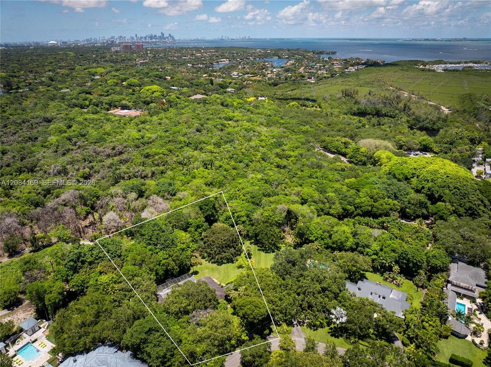 For Sale: $9,900,000 (4 beds, 3 baths, 3432 Square Feet)
